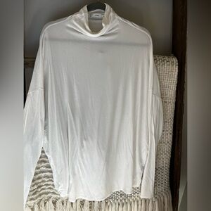Vince mock neck turtleneck long sleeve t-shirt